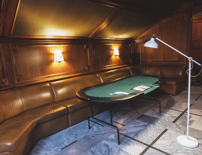 Английский клуб - Парк-отель «Русский» (бывш. «Дракино»)