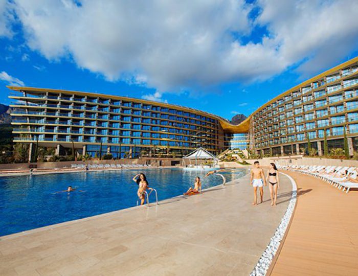 Бассейны - СКК Мрия Резорт & Спа