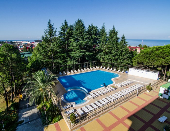 Открытый бассейн - Пансионат «Орбита-1»