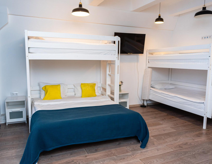 Семейный номер с двуспальной и двухъярусной кроватями - Отель Smart Hotel / Смарт Санкт-Петербург