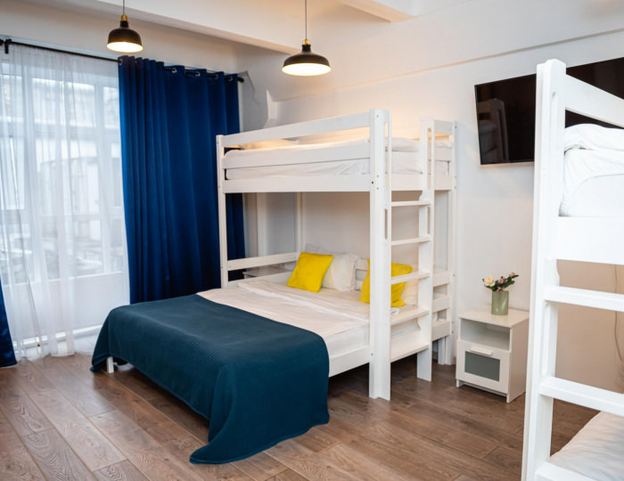 Семейный номер с двуспальной и двухъярусной кроватями - Отель Smart Hotel / Смарт Санкт-Петербург