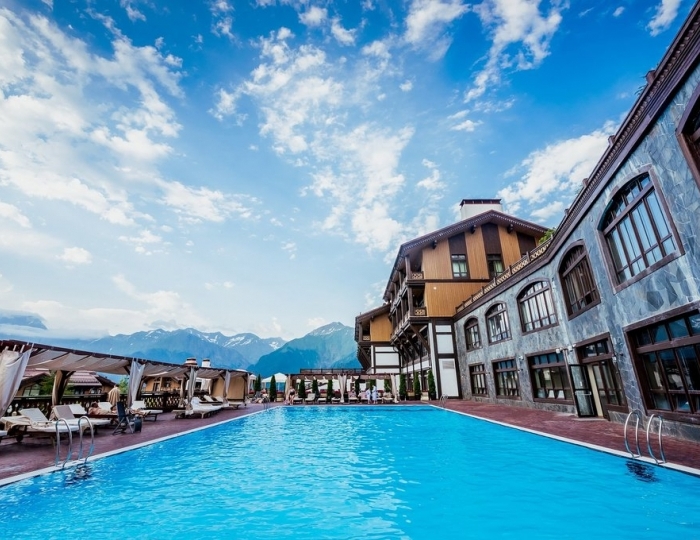 ГК «Поляна 1389 Отель и Спа»