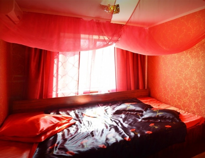 Полулюкс Красный - Отель «Калифорния» Бийск