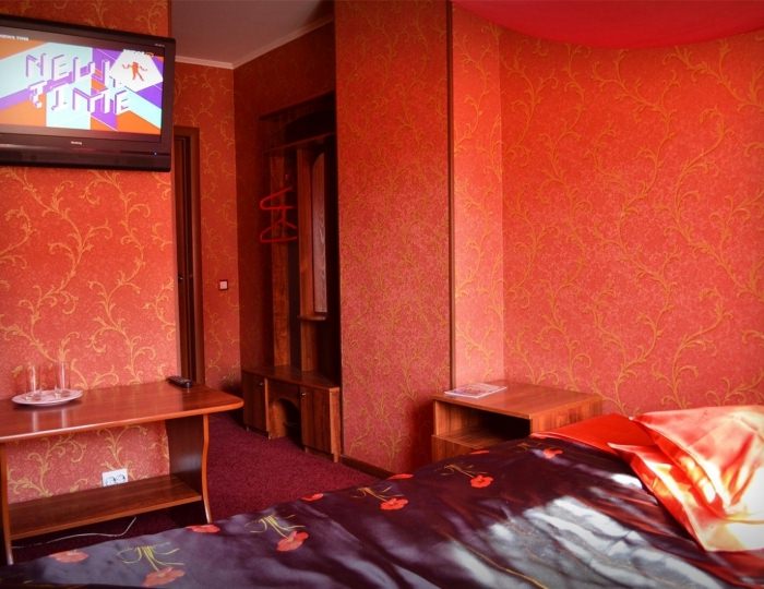 Полулюкс Красный - Отель «Калифорния» Бийск