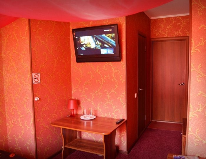 Полулюкс Красный - Отель «Калифорния» Бийск