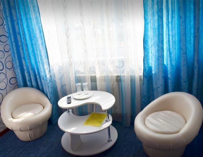 Люкс Синий с 2 отдельными кроватями - Отель «Калифорния» Бийск Люкс Синий с 2 отдельными кроватями - Отель «Калифорния» Бийск