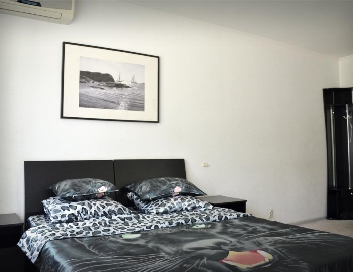 Люкс Черно - Белый - Отель «Калифорния» Бийск