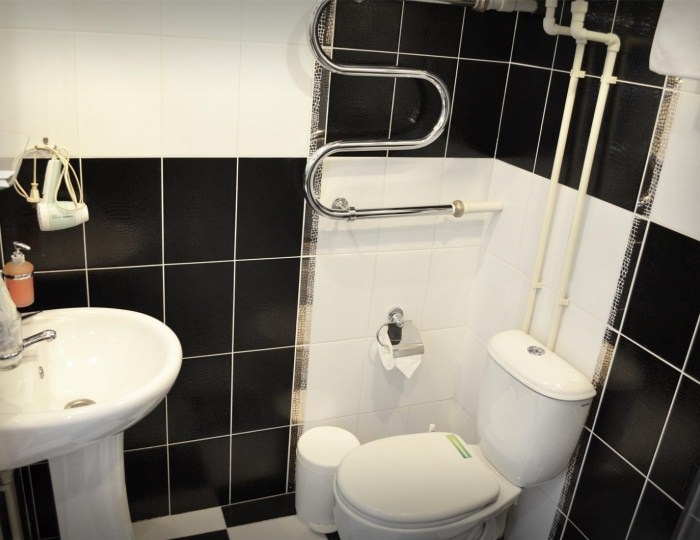 Люкс Черно - Белый - Отель «Калифорния» Бийск