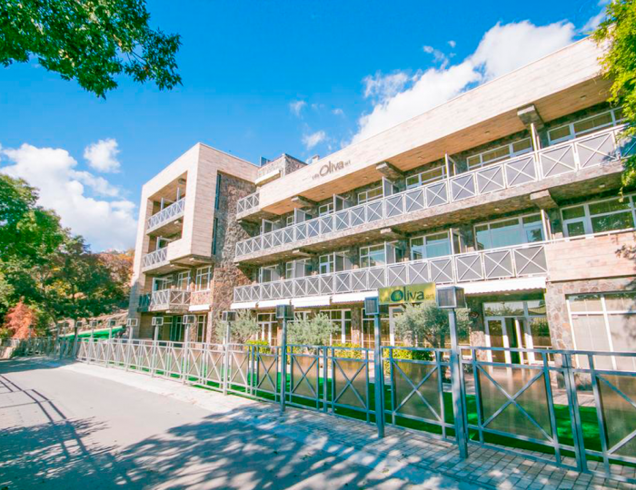 Вилла «Олива-Арт» Утес