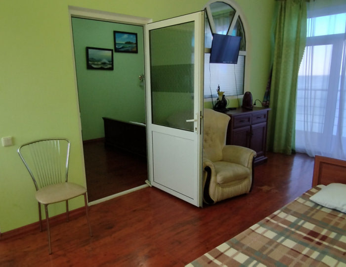 Семейный 4-местный 2-комнатный - Гостиница «Золотые Пески» Феодосия