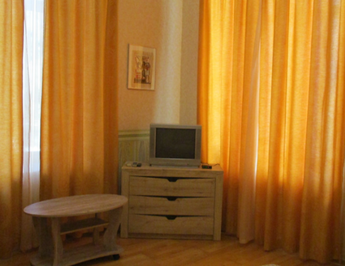 Комфорт 3-местный с отдельным входом - Комплекс отдыха «Три сосны» Феодосия