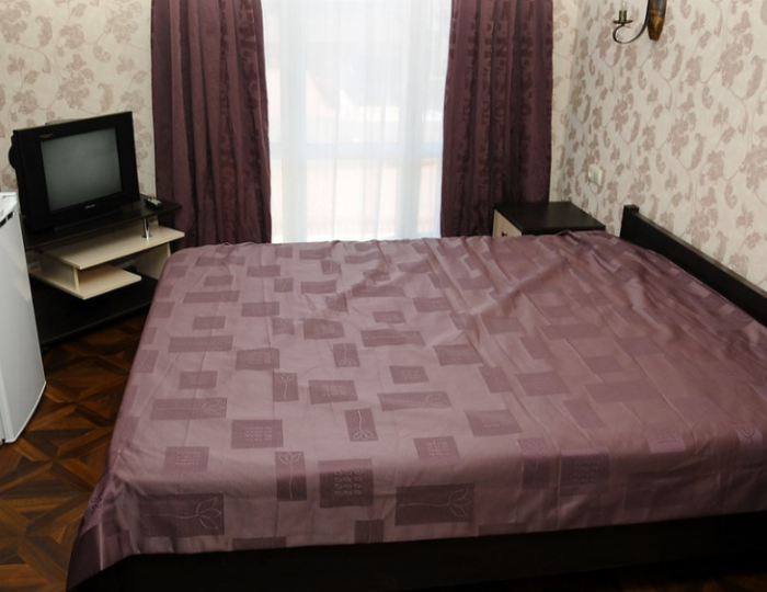 Полулюкс 2-местный 1-комнатный - Комплекс отдыха «Три сосны» Феодосия