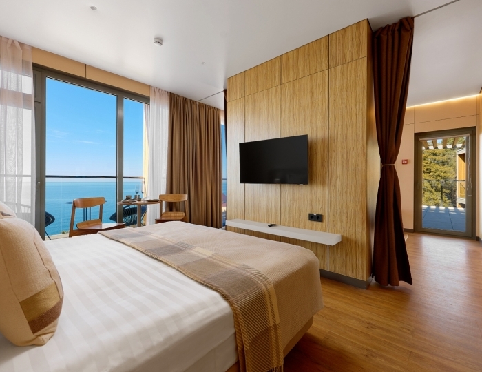 Джуниор Приморский 4-местный с выходом на террасу - Санаторий «Заполярье» Сочи