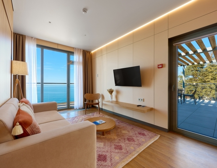 Джуниор Приморский 4-местный с выходом на террасу - Санаторий «Заполярье» Сочи