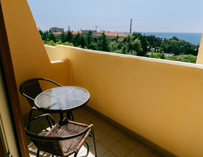 Стандартный 2-местный 1-комнатный DBL/TWIN с видом на море, корпус 5-7 - Санаторий «Заполярье» Сочи