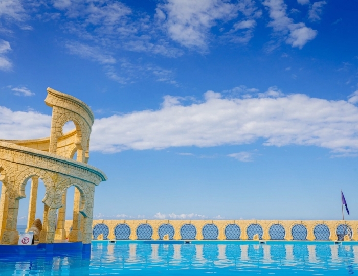 Аквапарк и 3 открытых бассейна - Санаторий «Заполярье» Сочи