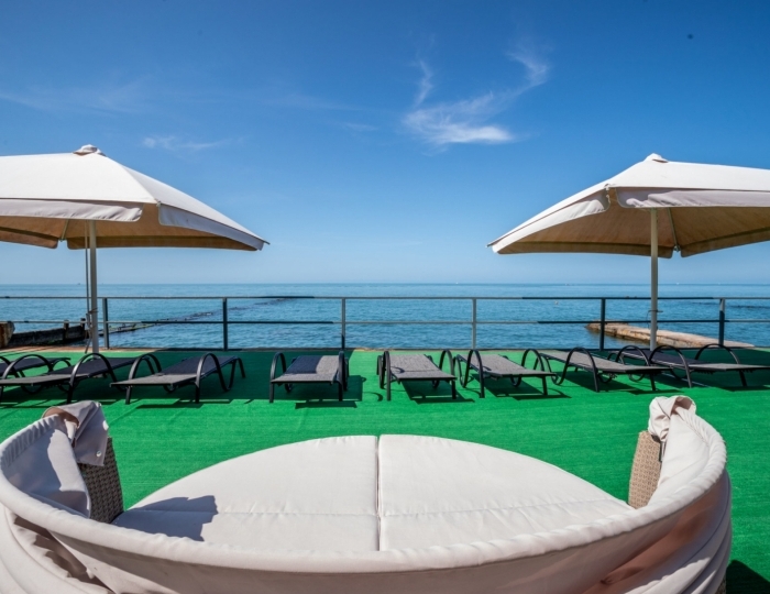 Море и пляж - Клинический санаторий «Металлург» Сочи