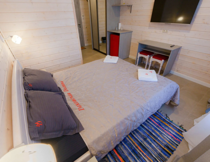 Номер стандарт с 1 двуспальной кроватью №2 - Отель «Даховская Долина»