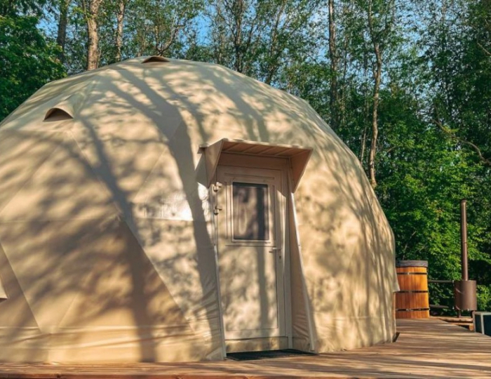 Геокупол Сьют"Индия" - Глэмпинг Vazuza Love / Вазуза Лав Лебедки