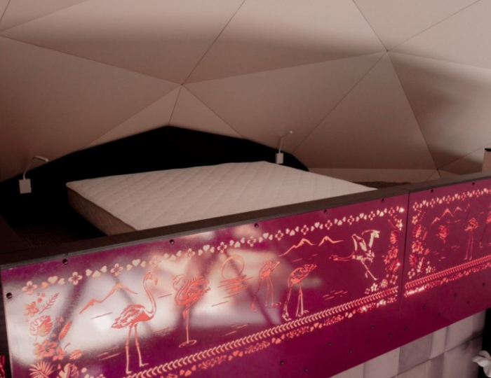 Геокупол Сьют "Лагуна Колорадо" - Глэмпинг Vazuza Love / Вазуза Лав Лебедки