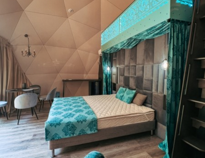 Геокупол Сьют  "Лазурный берег" - Глэмпинг Vazuza Love / Вазуза Лав Лебедки