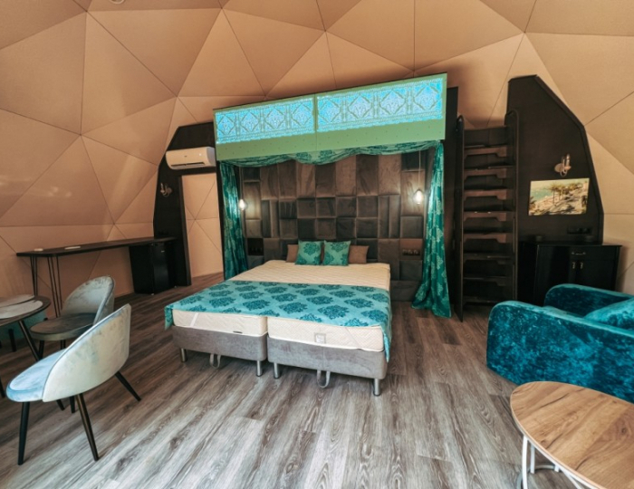 Геокупол Сьют  "Лазурный берег" - Глэмпинг Vazuza Love / Вазуза Лав Лебедки