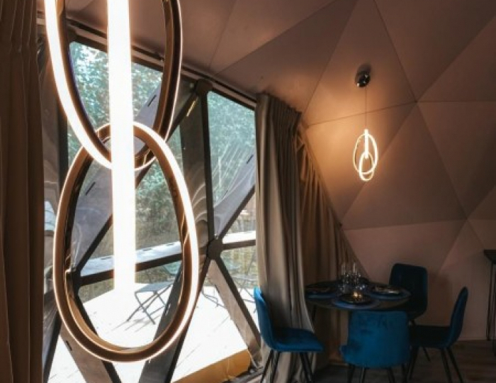 Геокупол Сьют "Ниагара" - Глэмпинг Vazuza Love / Вазуза Лав Лебедки