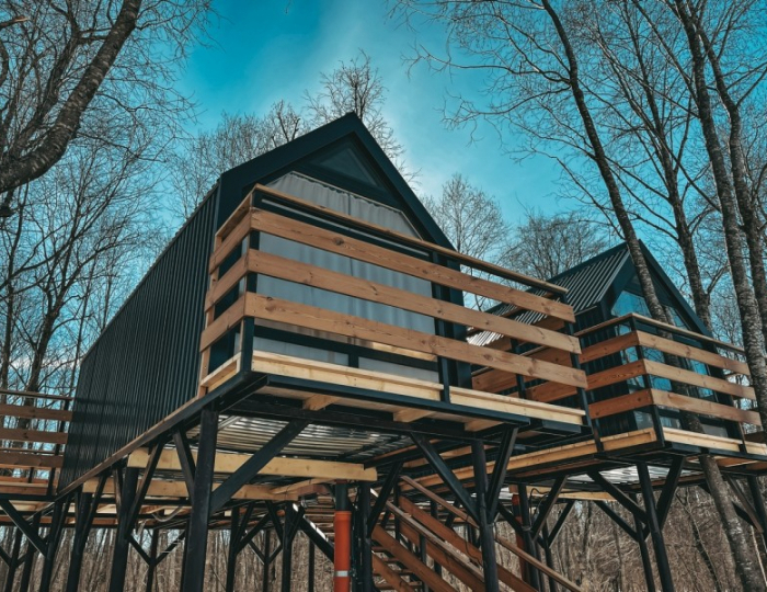 Домик 4-местный двойной Дуэт с джакузи - Глэмпинг Vazuza Love / Вазуза Лав Лебедки