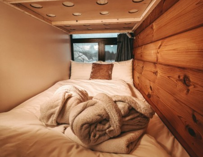 Дом 3-местный на дереве Цветы сакуры - Глэмпинг Vazuza Love / Вазуза Лав Лебедки