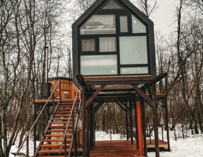 Дом 3-местный на дереве Цветы сакуры - Глэмпинг Vazuza Love / Вазуза Лав Лебедки