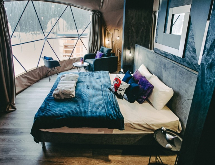 Люкс геокупол 4-местный Просто космос - Глэмпинг Vazuza Love / Вазуза Лав Лебедки