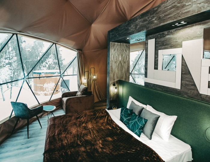 Люкс геокупол 4-местный Северное сияние - Глэмпинг Vazuza Love / Вазуза Лав Лебедки