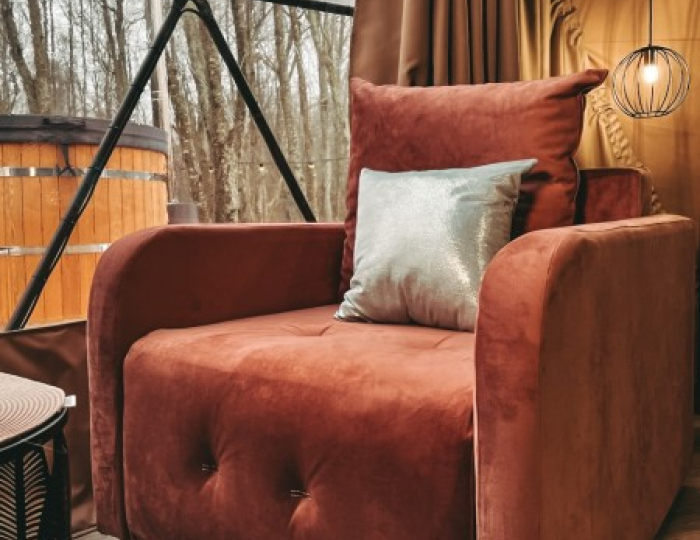 Люкс геокупол 4-местный Стоунхендж - Глэмпинг Vazuza Love / Вазуза Лав Лебедки