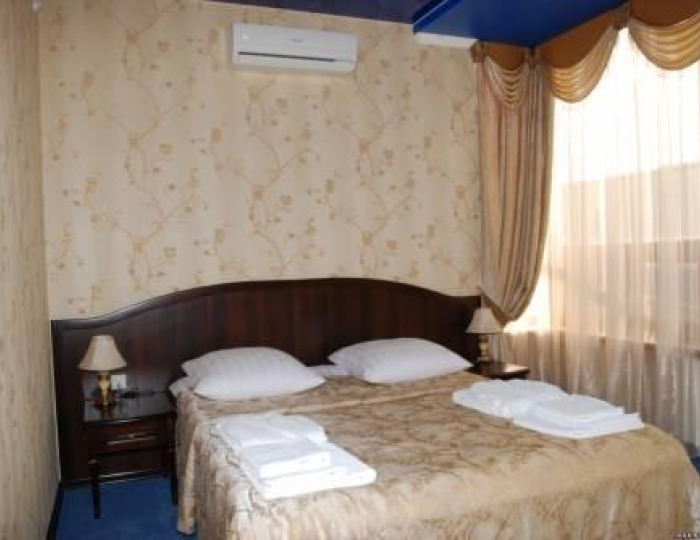 Номер люкс с 1 двуспальной кроватью - Мини-отель «Премьер» Крымск