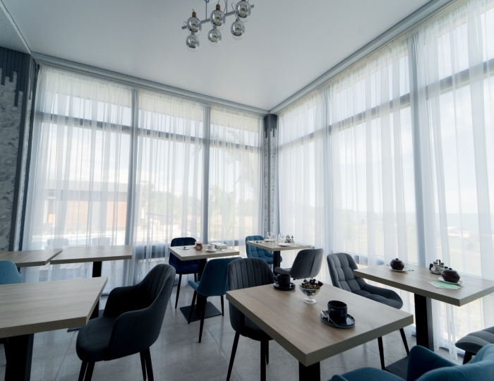 Рестораны и бары - Отель Manresa Resort / Манреса Резорт