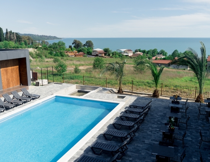 Отель Manresa Resort / Манреса Резорт