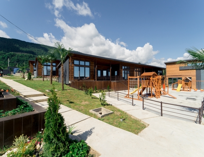 Отель Manresa Resort / Манреса Резорт