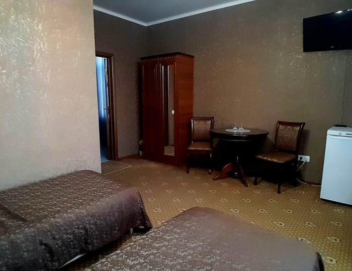 Номер стандарт с 2 односпальными кроватями - Гостевой дом «Колибри» Крымск