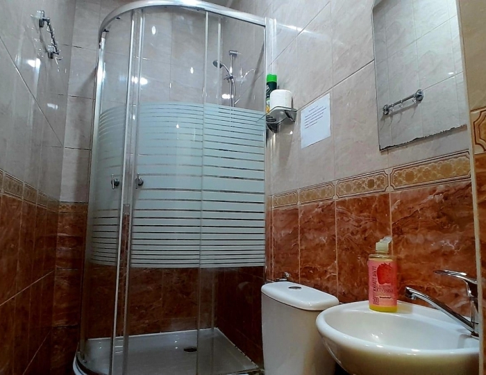 Номер полулюкс с 1 двуспальной кроватью - Гостевой дом «Колибри» Крымск