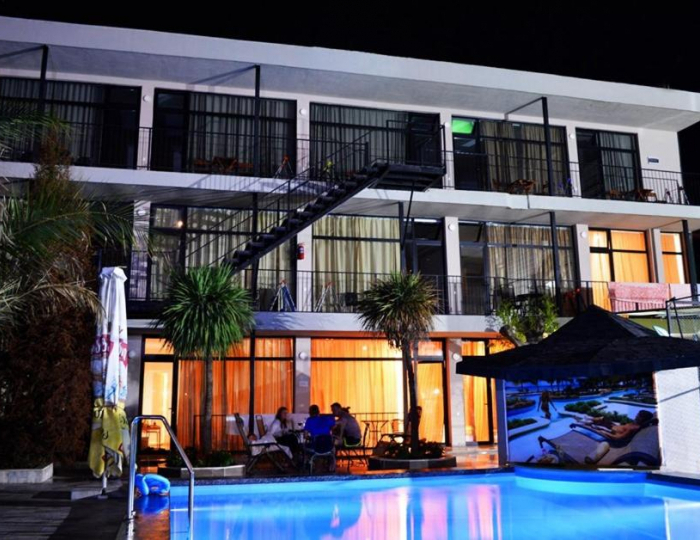 Отель Amigo 2 / Амиго 2 Кобулети