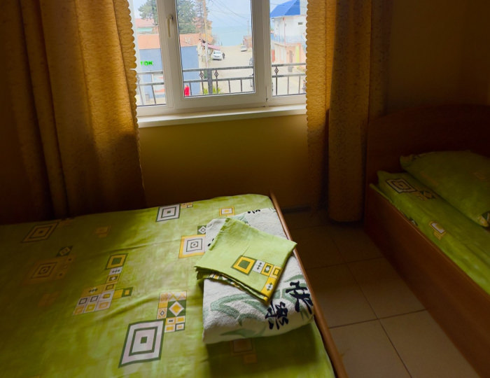 Стандарт 3-местный 1-комнатный стандарт - Гостевой дом «Морские истории» Гагра