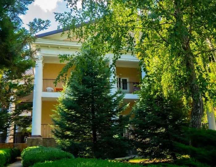 Парк-отель «Небуг»