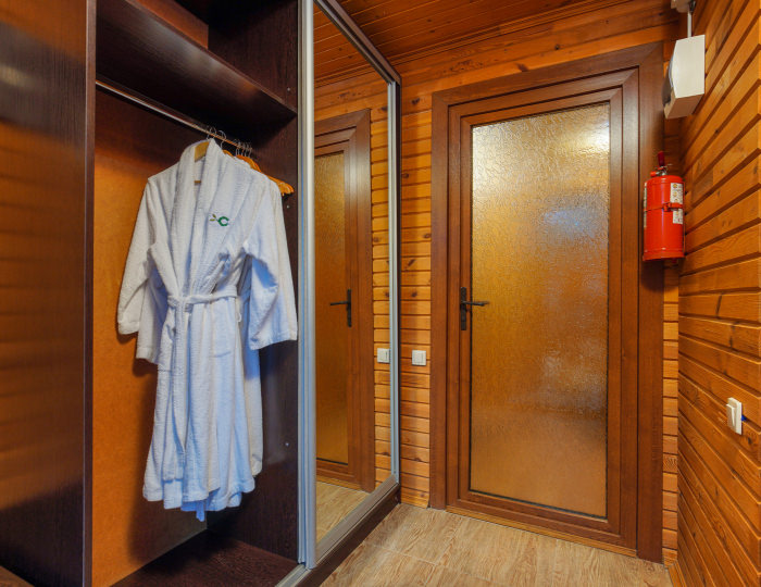 Коттедж 2-местный с дополнительным местом кровать - Курортный отель «Славянка» Анапа