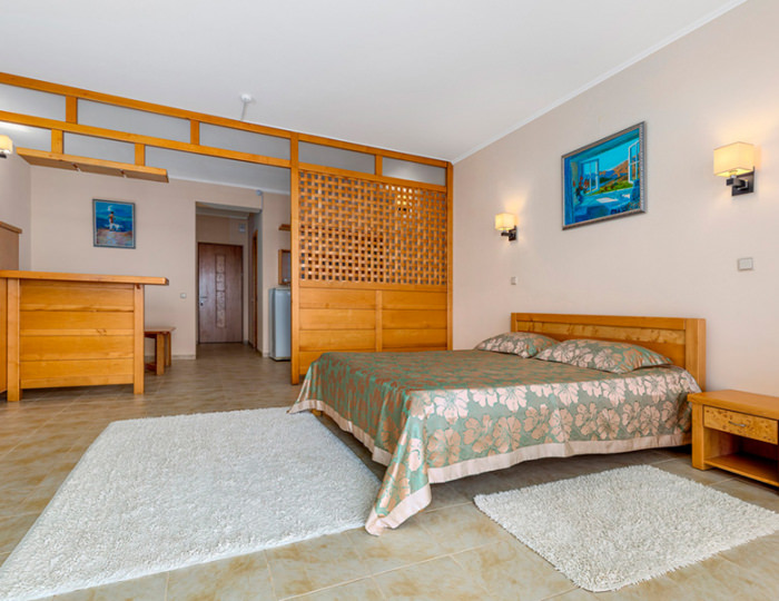 Люкс-студио «Морской» (корп.5) - Отель «Морской» Алушта