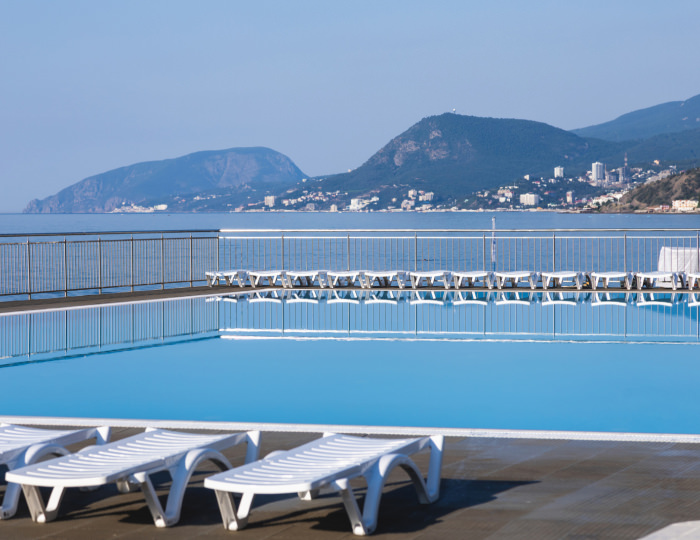 Открытый бассейн с морской водой - Отель «Морской» Алушта