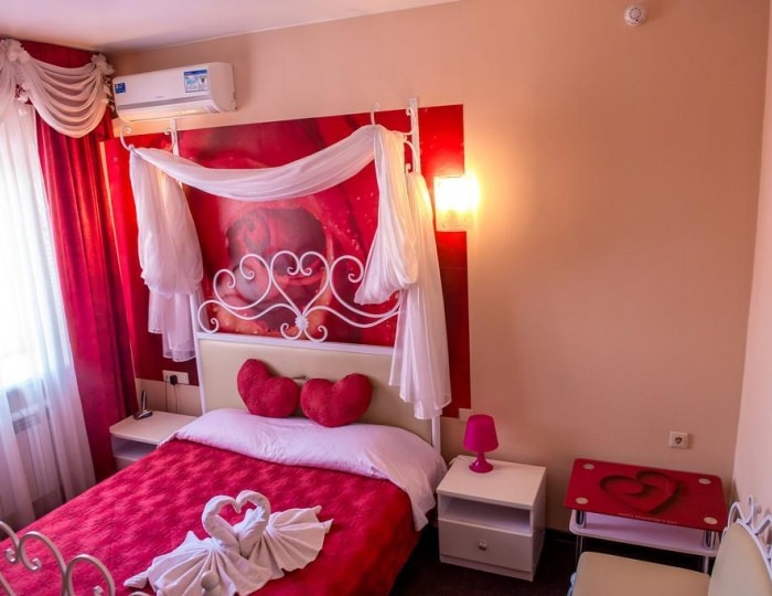 Номер люкс с 1 двуспальной кроватью - Гостиница «Престиж»