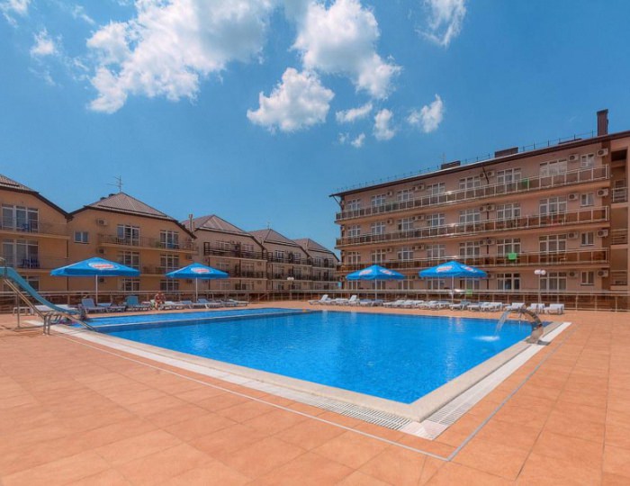 Курортный отель «Гранд Прибой»