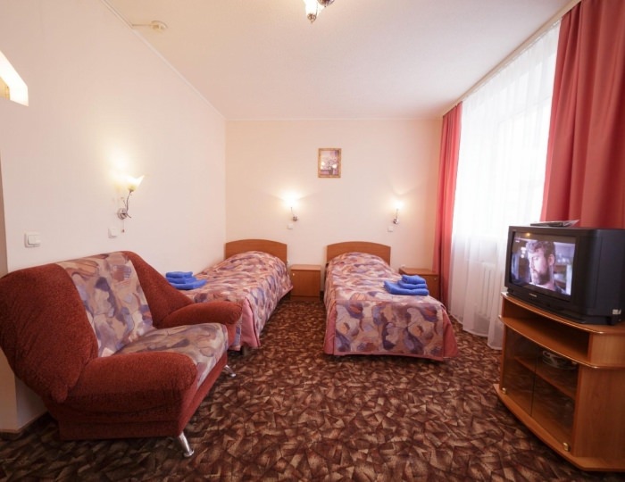 Номер полулюкс с 2 односпальными кроватями - Гостиница «Москва»