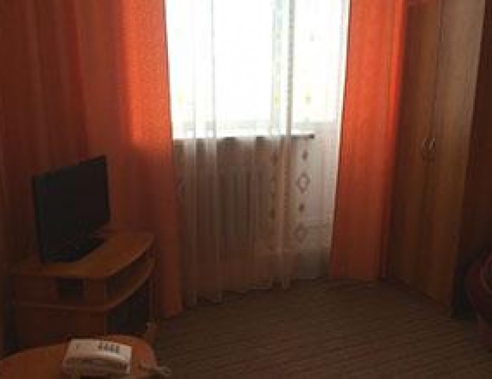 Номер полулюкс с 1 двуспальной кроватью - Гостиница «Москва»