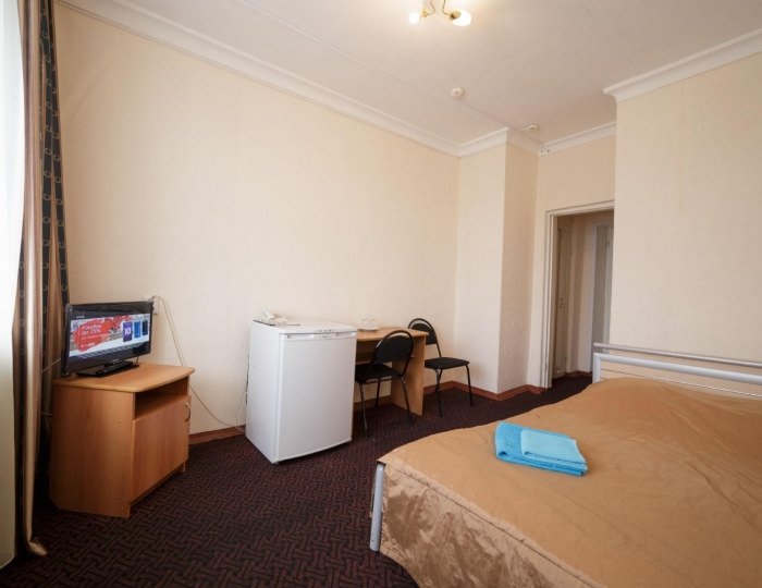 Номер стандарт с 1 двуспальной кроватью - Гостиница «Москва»